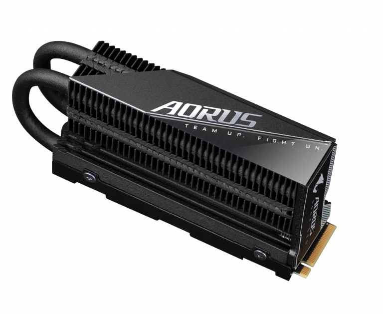 Gigabyte aorus nvme gen 4 7000s обзор