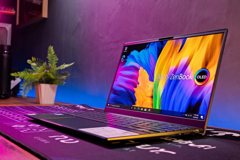 ASUS ZenBook 13 OLED UX325E Review - Amazing Display! - TechBroll